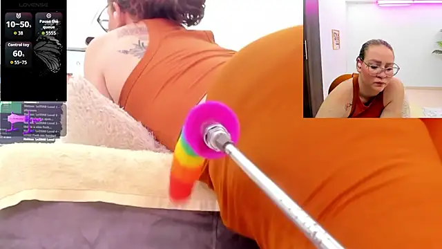 Snapshot of Paulina_Davis_ chatting on 02.14.26 Paulina Davis online show from 02.14.26