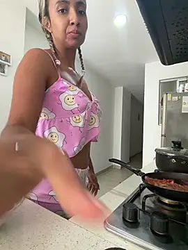 Snapshot of Victoriasant chatting on 02.21.26 Victoriasant online show from 02.21.26