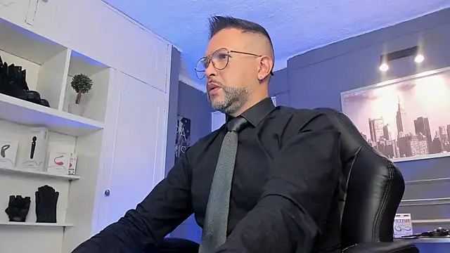 MrFrank tattoo online show from 03.13.25