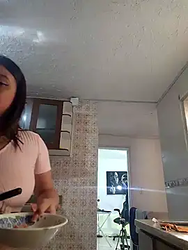 LizzRouse online show from 02.23.25