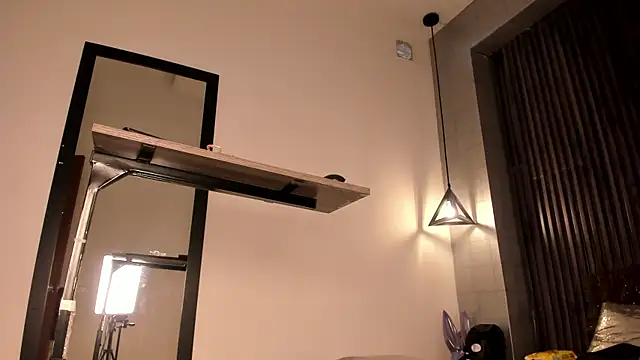 Snapshot of _rebecca1 chatting on 02.13.25 rebecca1 online show from 02.13.25