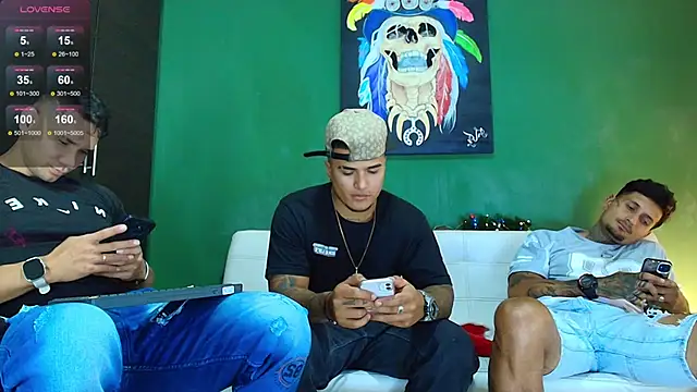 GendersonFit online show from 12.17.25