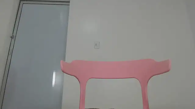 Snapshot of Upskirt_Squirt96 chatting on 03.04.25 Upskirt Squirt96 online show from 03.04.25