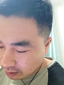 guozuo online show from 10.04.25