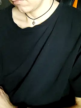 Snapshot of Aashikalaa chatting on 03.04.26 Aashikalaa online show from 03.04.26