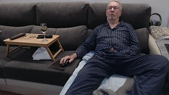 Nudelschwanz online show from 02.21.26