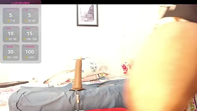 Snapshot of Kattara_Becky_ chatting on 04.10.26 Kattara Becky online show from 04.10.26