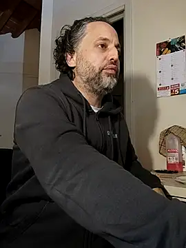 Snapshot of woww791 chatting on 03.11.25 woww791 online show from 03.11.25