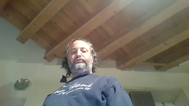 Snapshot of woww791 chatting on 10.25.25 woww791 online show from 10.25.25