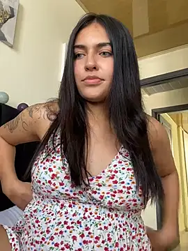 DaphneUwu online show from 01.12.25