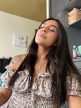 DaphneUwu online show from 02.19.25