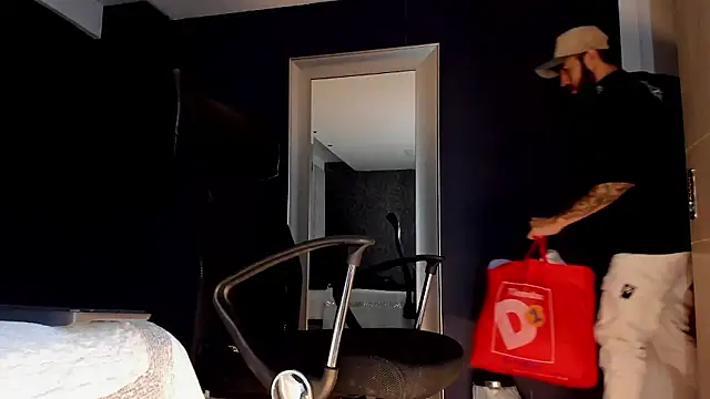 MarkWalker   online show from 01.11.26