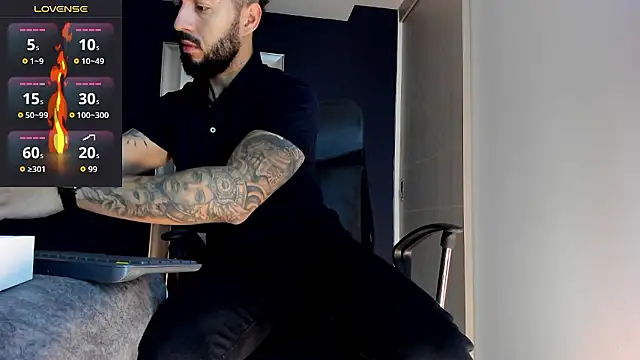 MarkWalker   online show from 01.17.26