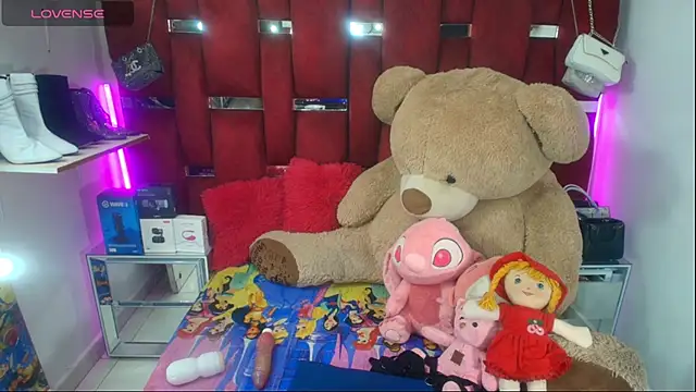 Snapshot of Ginna_doll chatting on 05.16.26 Ginna doll online show from 05.16.26