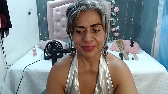 Snapshot of lalisha_96 chatting on 02.20.25 lalisha 96 online show from 02.20.25