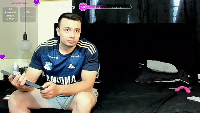 lissandthor13 online show from 02.15.25