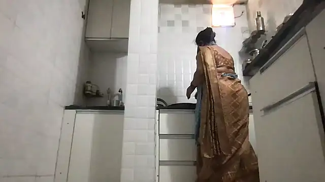 Snapshot of Riyasingh9 chatting on 03.12.26 Riyasingh9 online show from 03.12.26