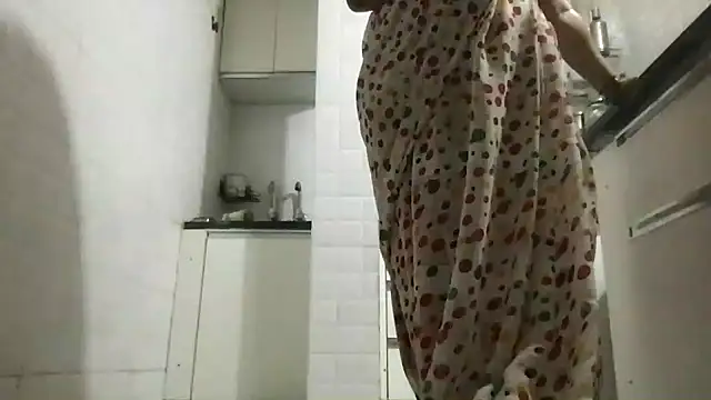 Snapshot of Riyasingh9 chatting on 04.03.26 Riyasingh9 online show from 04.03.26