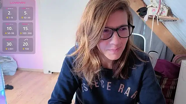 Lina lou4 online show from 03.29.26