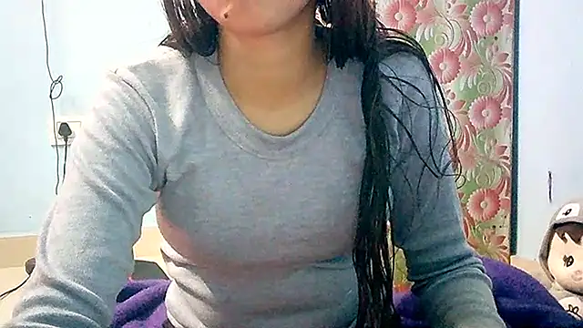 lovelydesi21 online show from 01.11.25