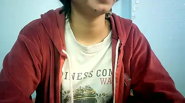 lovelydesi21 online show from 01.13.25