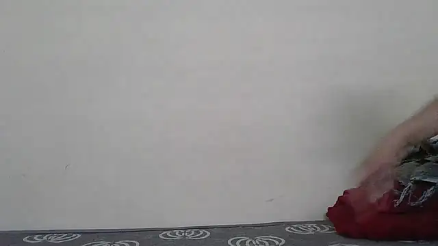 lovelydesi21 online show from 10.31.25