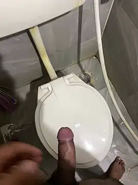 Rahuldhe22 online show from 12.18.24