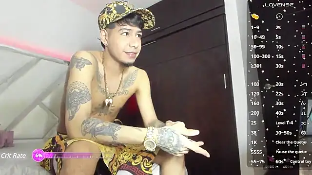 Snapshot of zack_isaac777 chatting on 12.28.24 zack isaac777 online show from 12.28.24