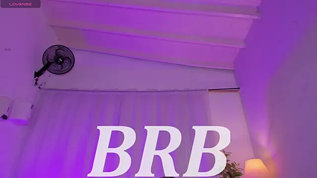 Snapshot of swt_kahia chatting on 01.11.25 swt kahia online show from 01.11.25