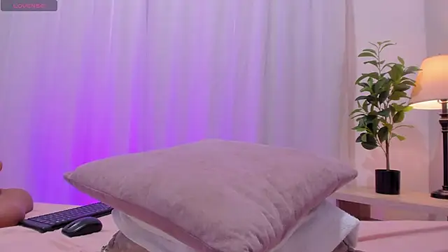 Snapshot of swt_kahia chatting on 01.21.25 swt kahia online show from 01.21.25