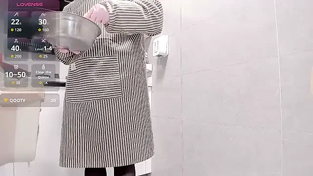 Vivian-6 online show from 02.27.26