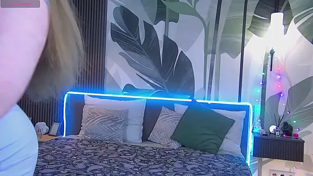 RubyValen online show from 01.29.25