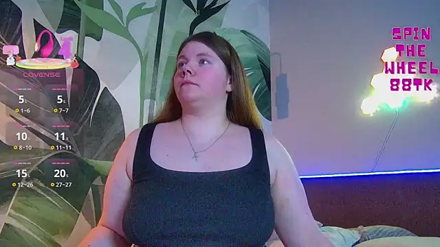 Snapshot of RubyValen chatting on 02.05.26 RubyValen online show from 02.05.26