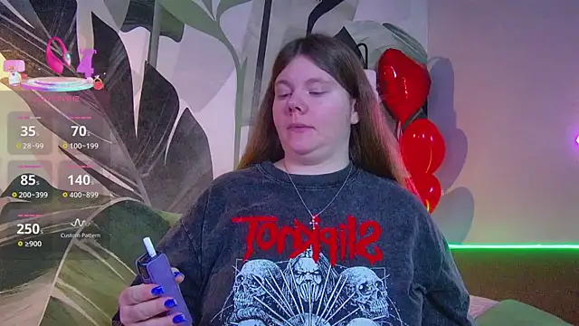 Snapshot of RubyValen chatting on 03.02.26 RubyValen online show from 03.02.26