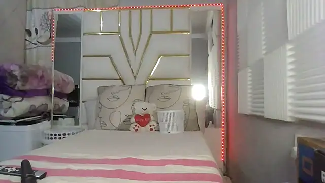 Snapshot of SexyyNana chatting on 05.31.26 SexyyNana online show from 05.31.26