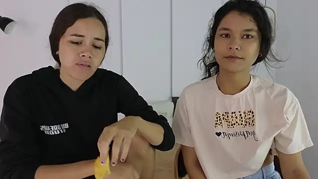 sexychanell 18 online show from 10.05.25