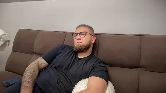 Bear bear  online show from 12.26.24