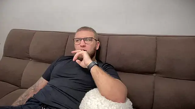 Bear bear  online show from 12.27.24