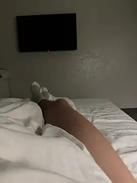 Bear bear  online show from 02.11.25