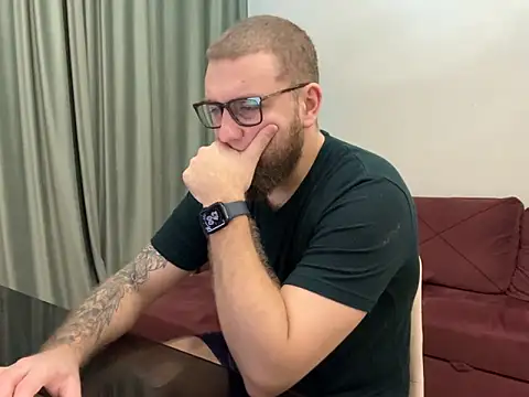 Bear bear  online show from 03.06.25