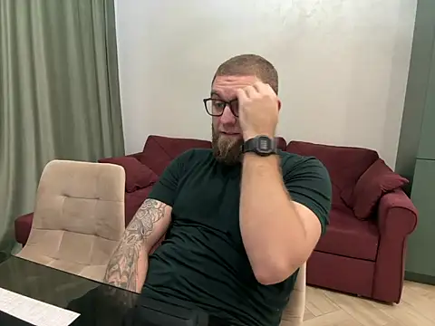 Bear bear  online show from 03.13.25