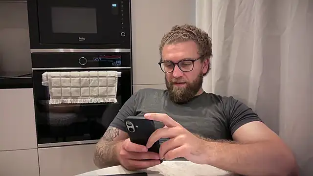 Bear bear  online show from 07.13.26