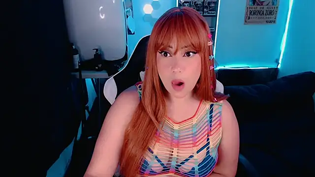 Emmy Ruiz online show from 02.22.25