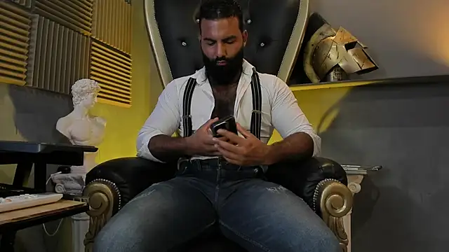 BeardAndrew online show from 11.18.25