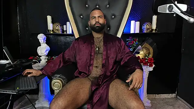 Snapshot of BeardAndrew chatting on 07.16.26 BeardAndrew online show from 07.16.26