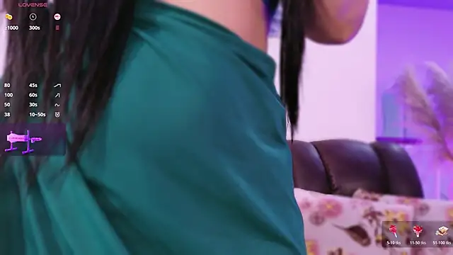 lara giraldo online show from 04.16.26