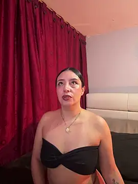 Snapshot of Freyja_soh chatting on 06.19.26 Freyja soh online show from 06.19.26