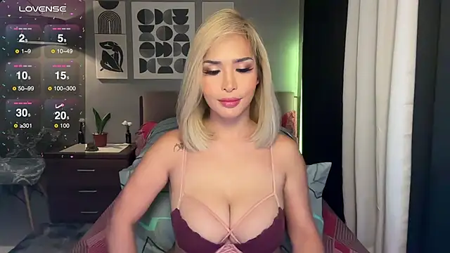 Snapshot of NastyH0tBABEx chatting on 02.21.25 NastyH0tBABEx online show from 02.21.25