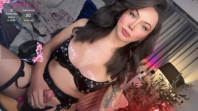 sassy olivia online show from 04.17.26