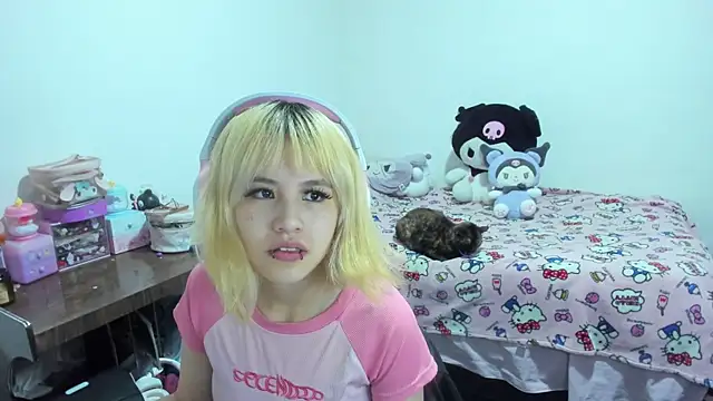 Akane-Mou online show from 09.18.25